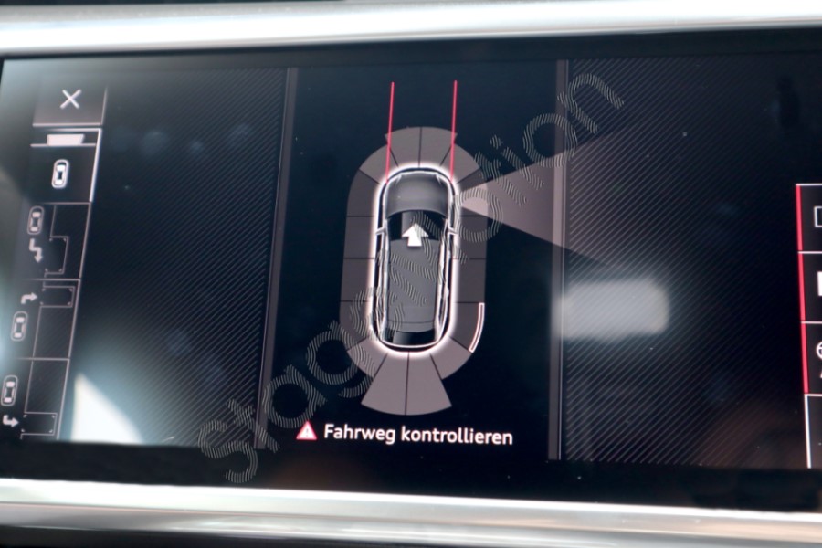 Actualización Park Pilot para Audi A6(4A), A7(4K), A8(4N), Q7, Q8(4M), e-tron GE