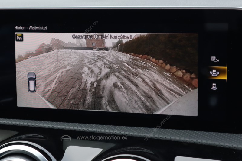 Kit cámara de visión trasera código 218 para Mercedes Benz Clase CLA C/X 118