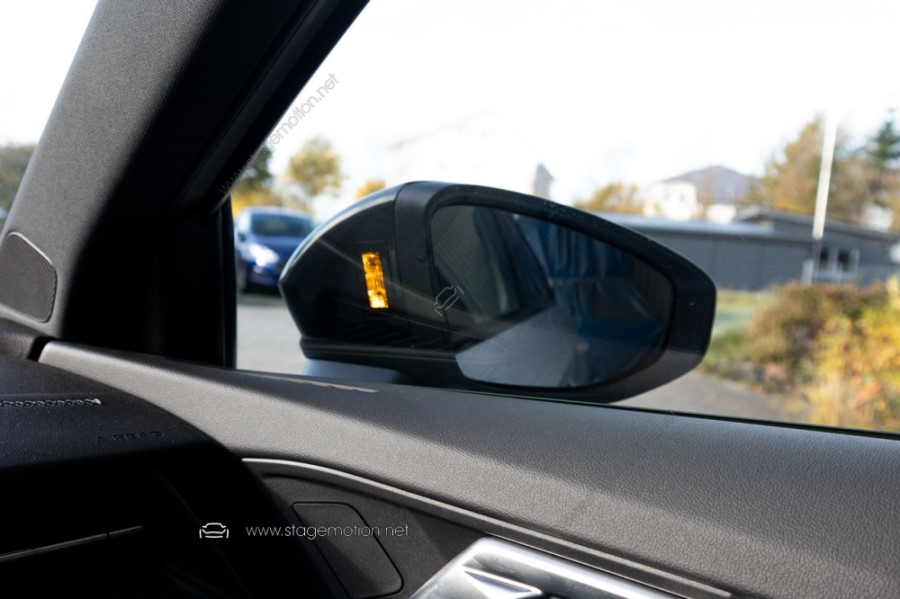 Asistente de cambio de carril con alerta de tráfico trasero para Audi A3 8Y