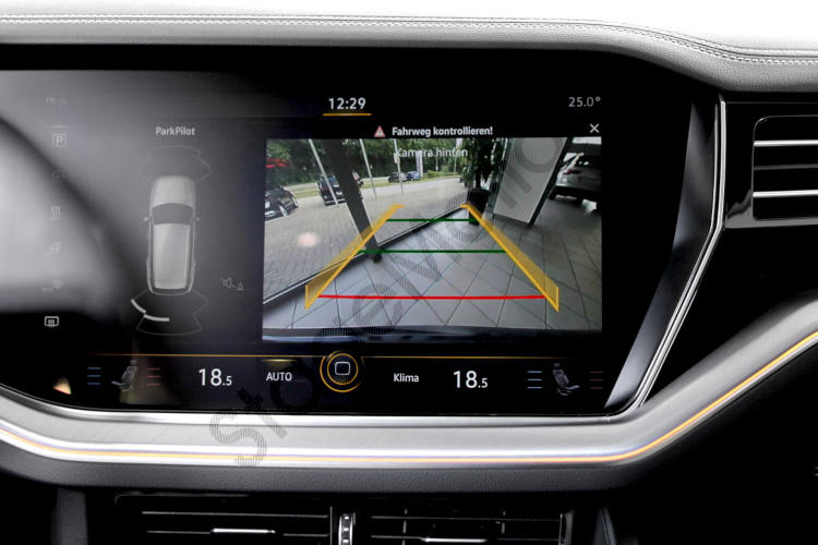 Kit cámara de visión trasera para VW Touareg CR