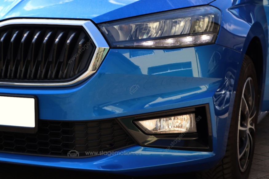 Kit de reequipamiento faros antiniebla para Skoda Fabia PJ