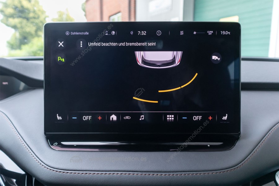 Kit Park Pilot trasero para Skoda Enyaq 5A