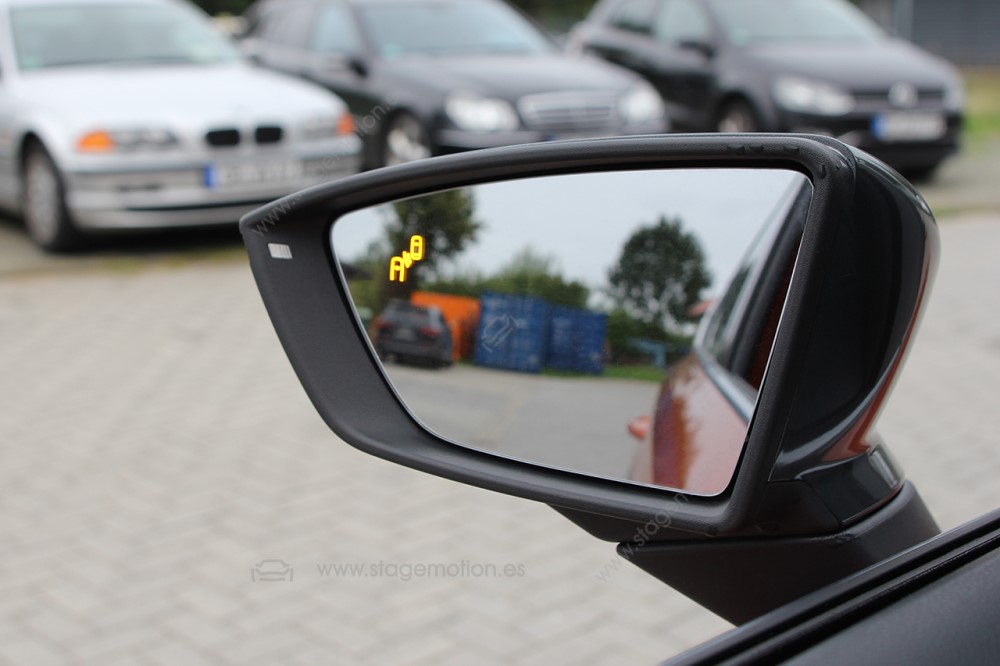 Asistente de cambio de carril incluido asistente de tráfico trasero para Seat Ibiza KJ1