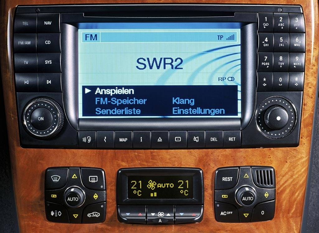 Kit RVC Integrado para Mercedes-Benz Clase CL/S/SL Comand CD 16:9